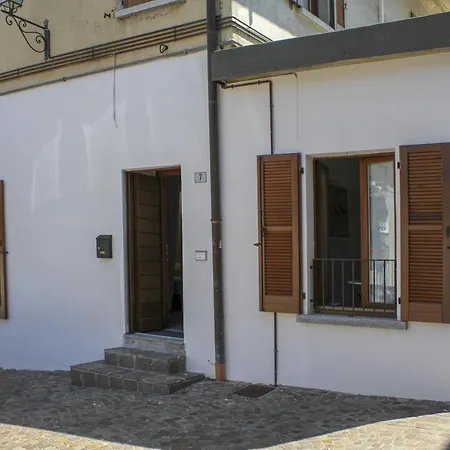 Casa Sala Civico 7 Apartment *
